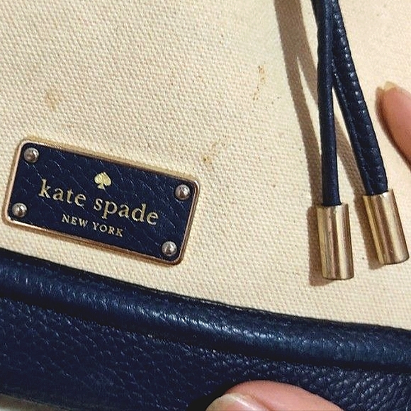 KATE SPADE Oliver Street Canvas Jacey Drawstring Bucket Crossbody Shoulder Bag - Picture 2 of 12